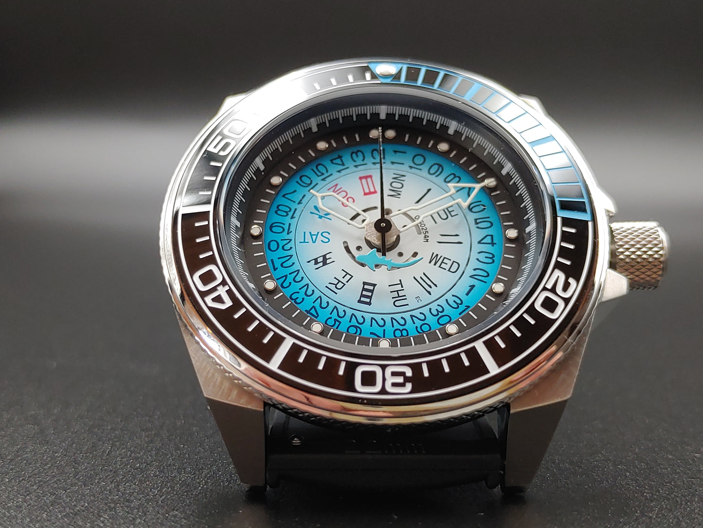 Aion Αιων Reimagined Line Samurai DIver 200M Ασημι Γαλαζιο Ημερα Ημερομηνια 1/1