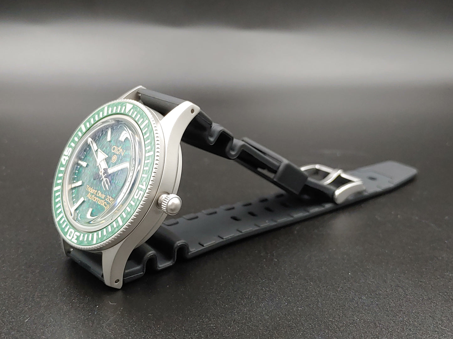 Aion Αιων Trident Diver 150 Πρασινο Ημερομηνια 150Μ 15 ΑΤΜ