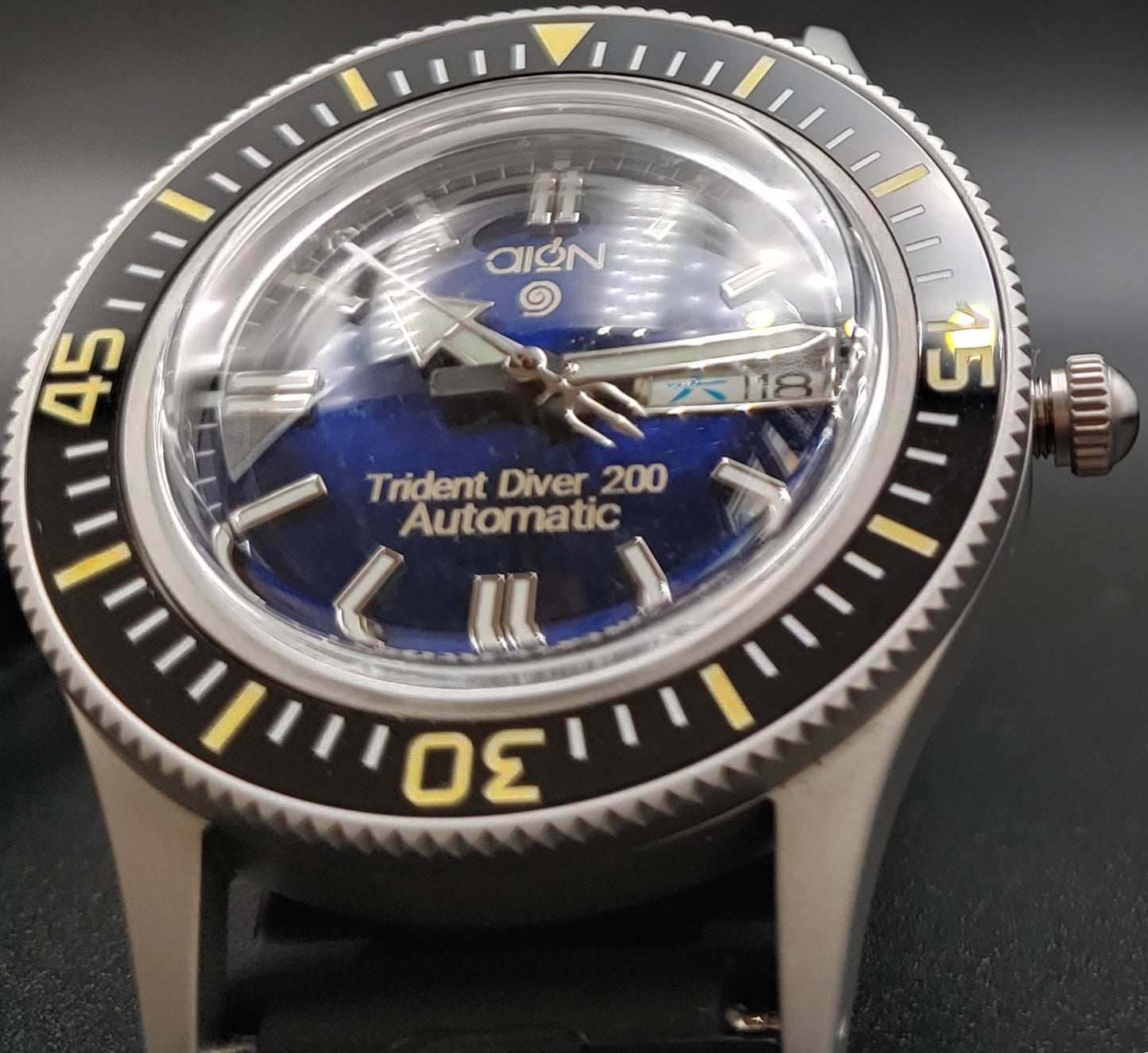 Aion Αιων Trident Diver 200 Κυανο-Μπλε Ημερα Ημερομηνια