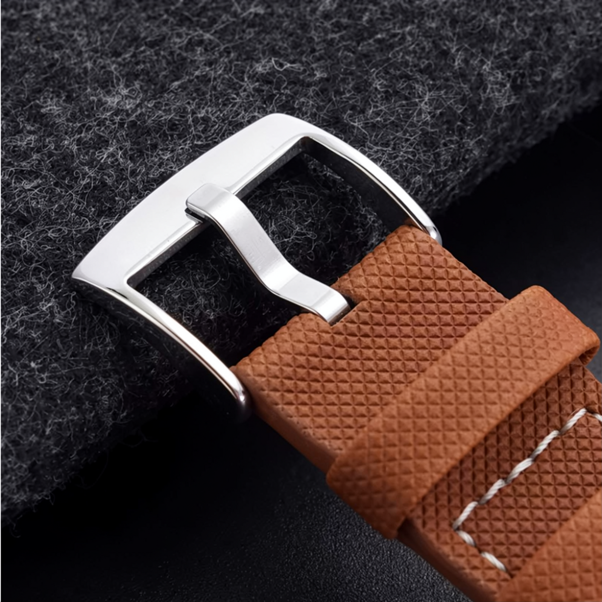 Γκρι Δερμάτινο Λουράκι Με υφή Κανβα Σε 22mm Quick Release